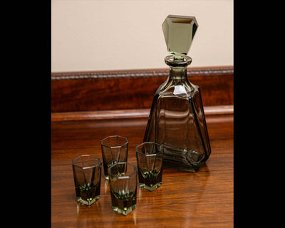 Art Deco liqueur set (1920s)