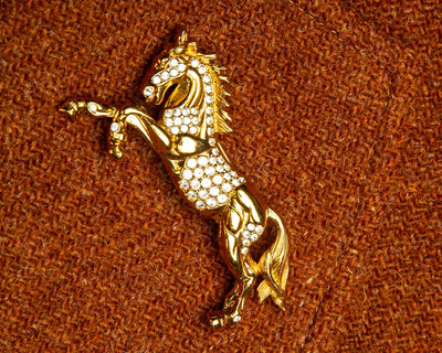 Brooch horse