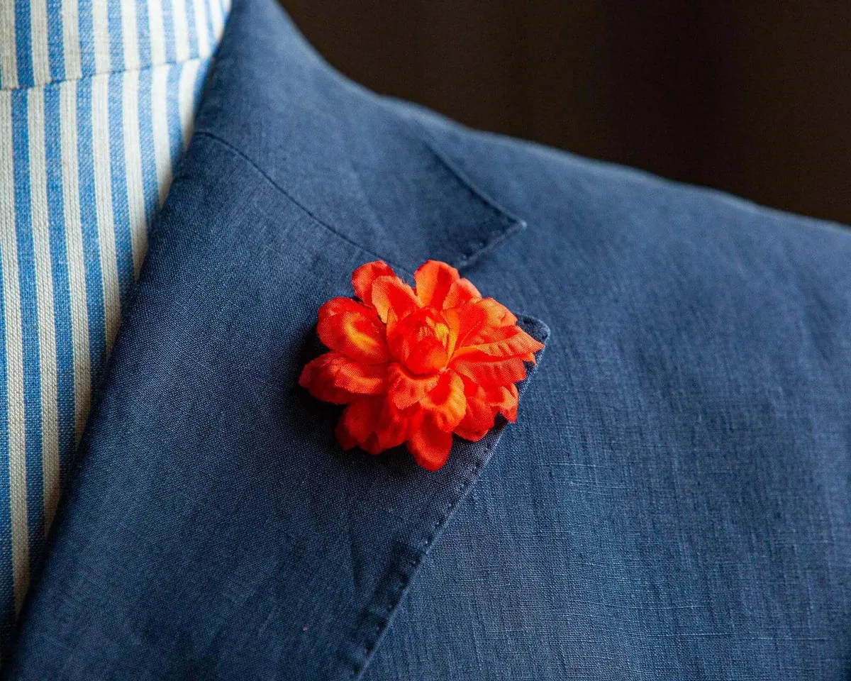 Boutonnière dahlia orange (Dahlia) - view 7