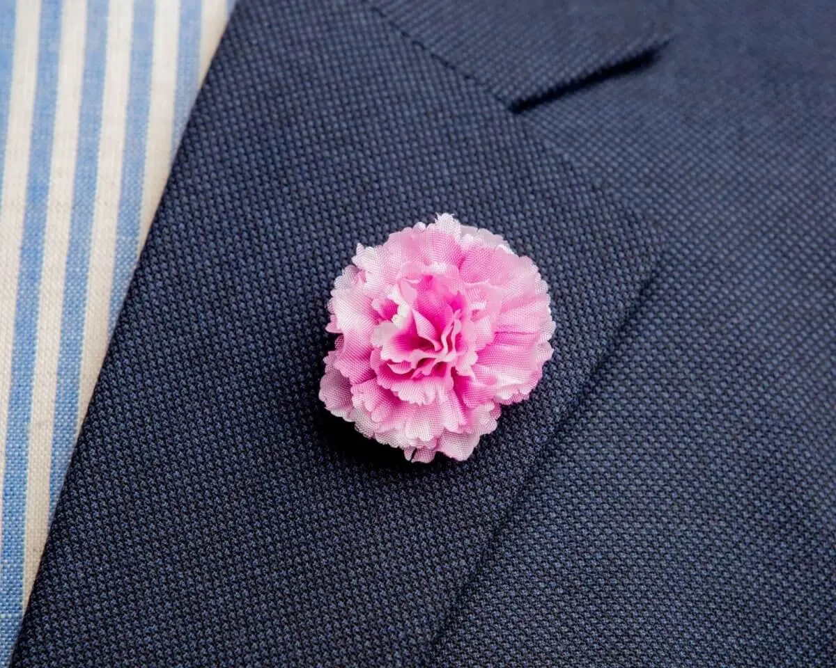 Boutonnière Nelke Magenta a Klein (Caryophyllaceae)