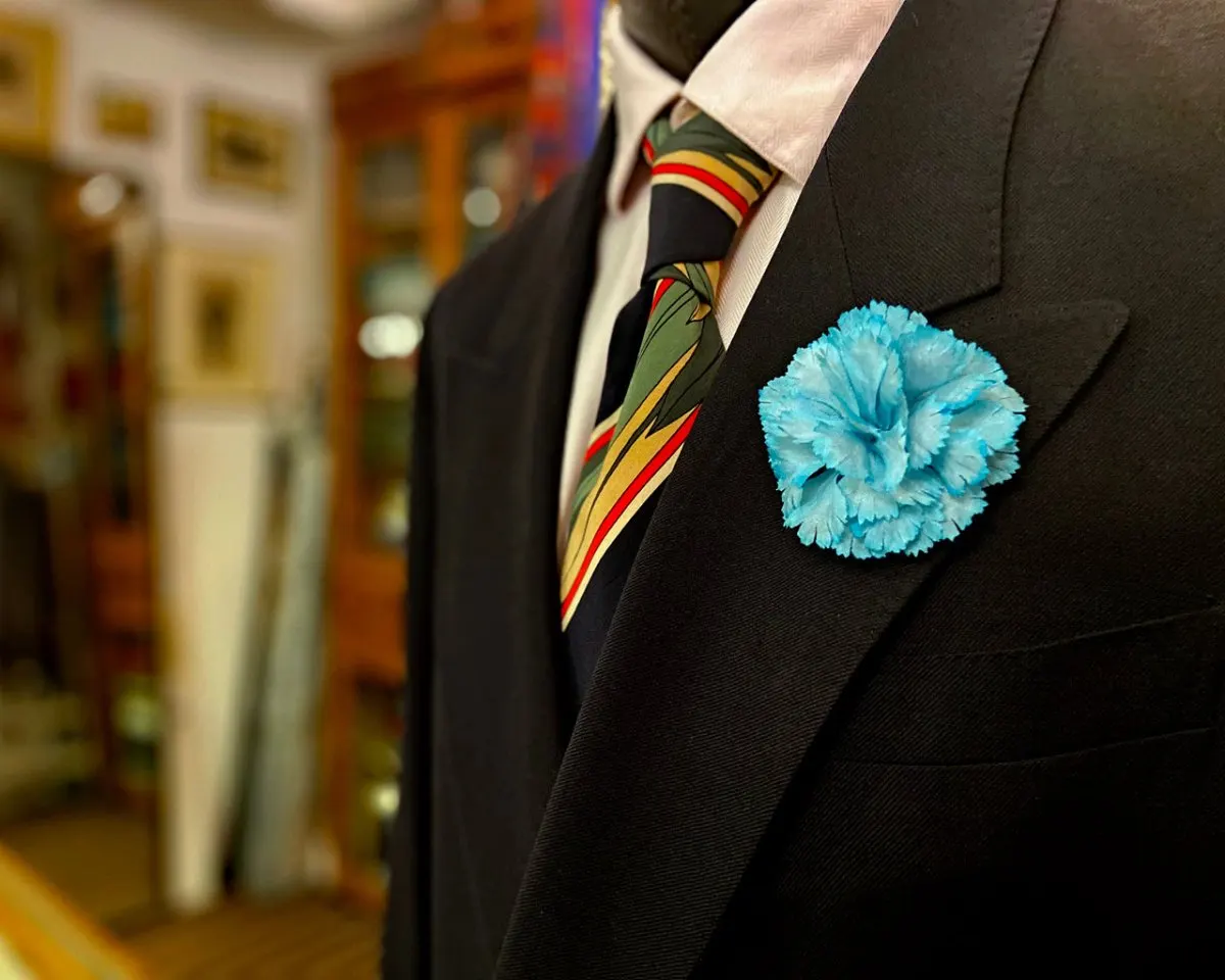 Boutonnière carnation turquoise b medium (Caryophyllaceae) - view 4