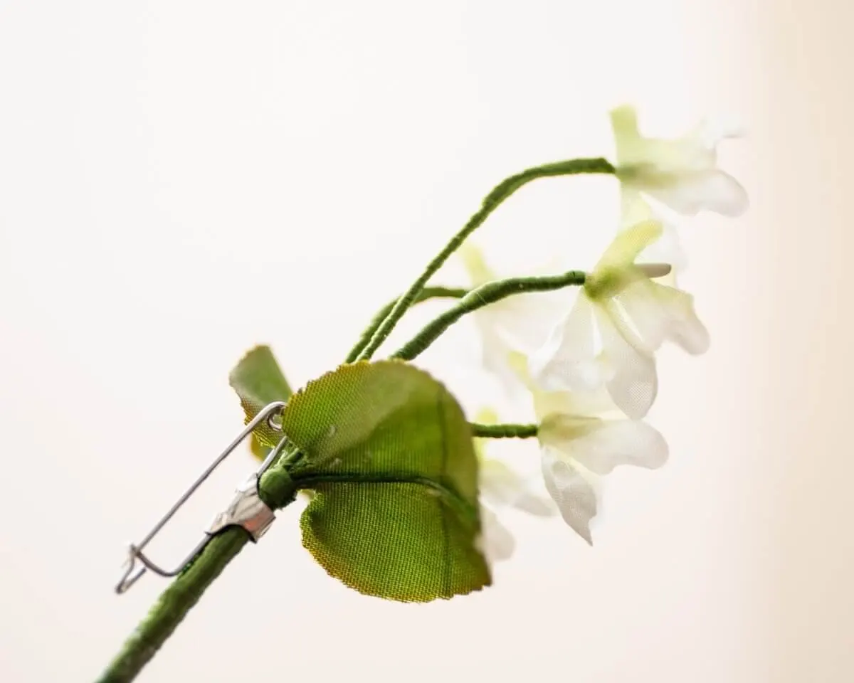 Boutonnière violet white (bouquet) - view 3