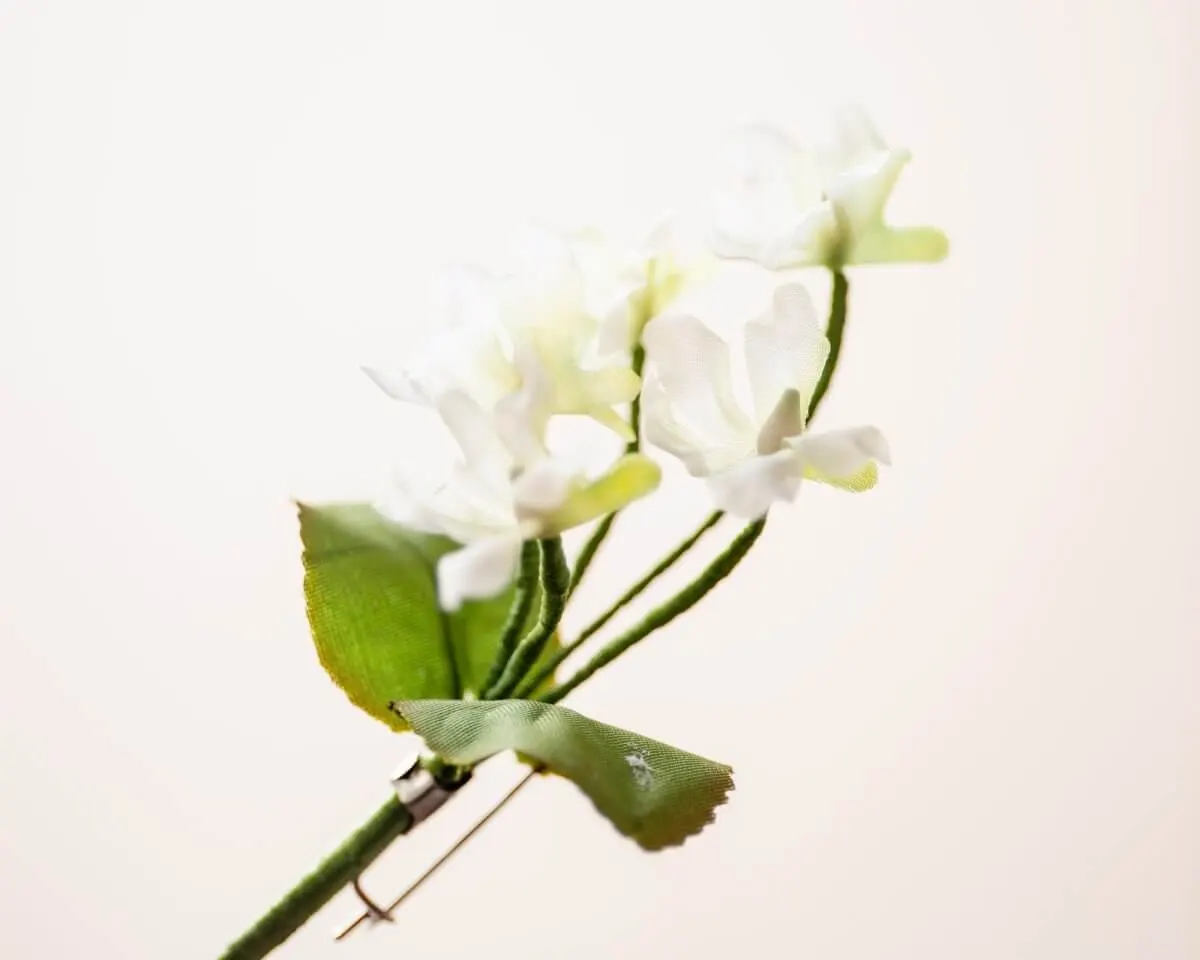 Boutonnière violet white (bouquet) - view 2