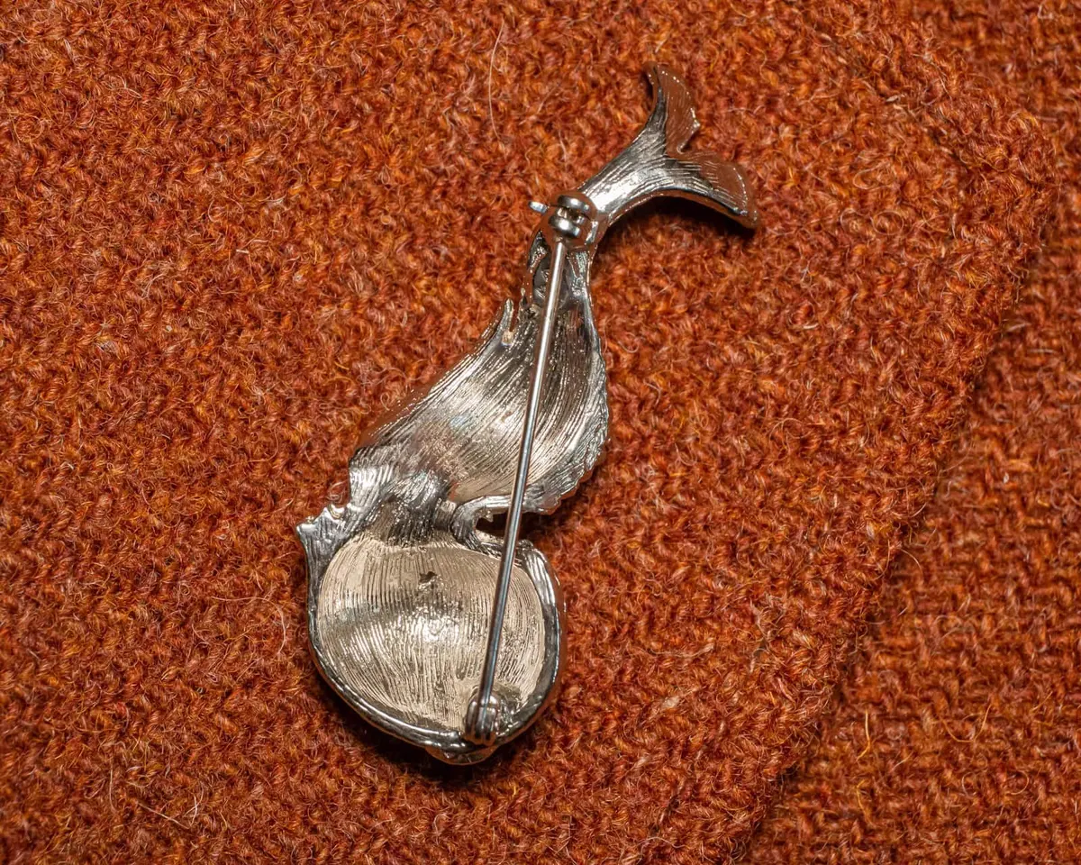 Brooch Fish d - view 2