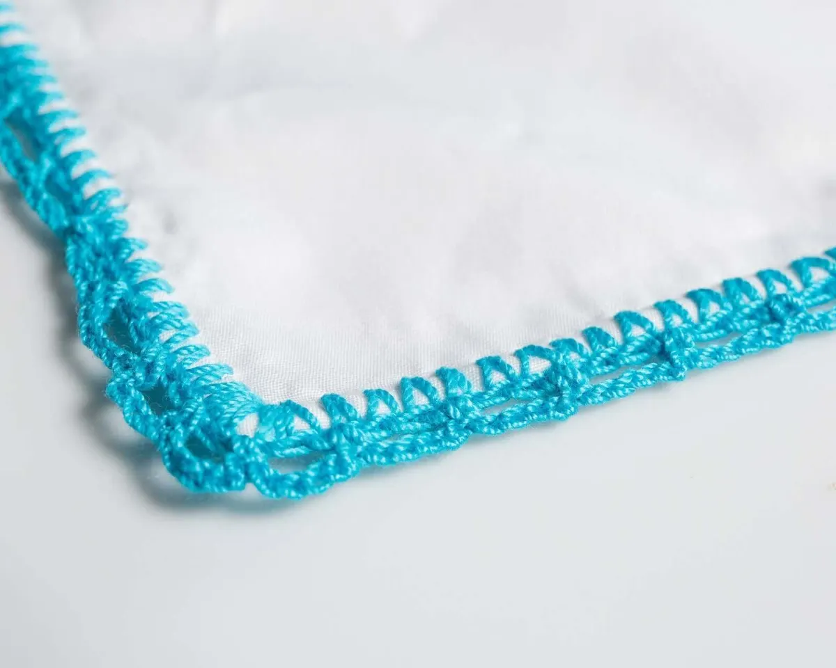 Pocket Square Crochet Turquoise - view 2