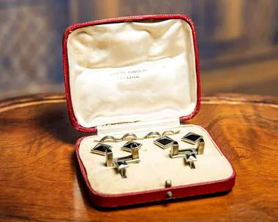 Luxuriöses Frack-Set Art Deco