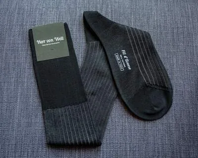 Kniestrümpfe Stripes Black