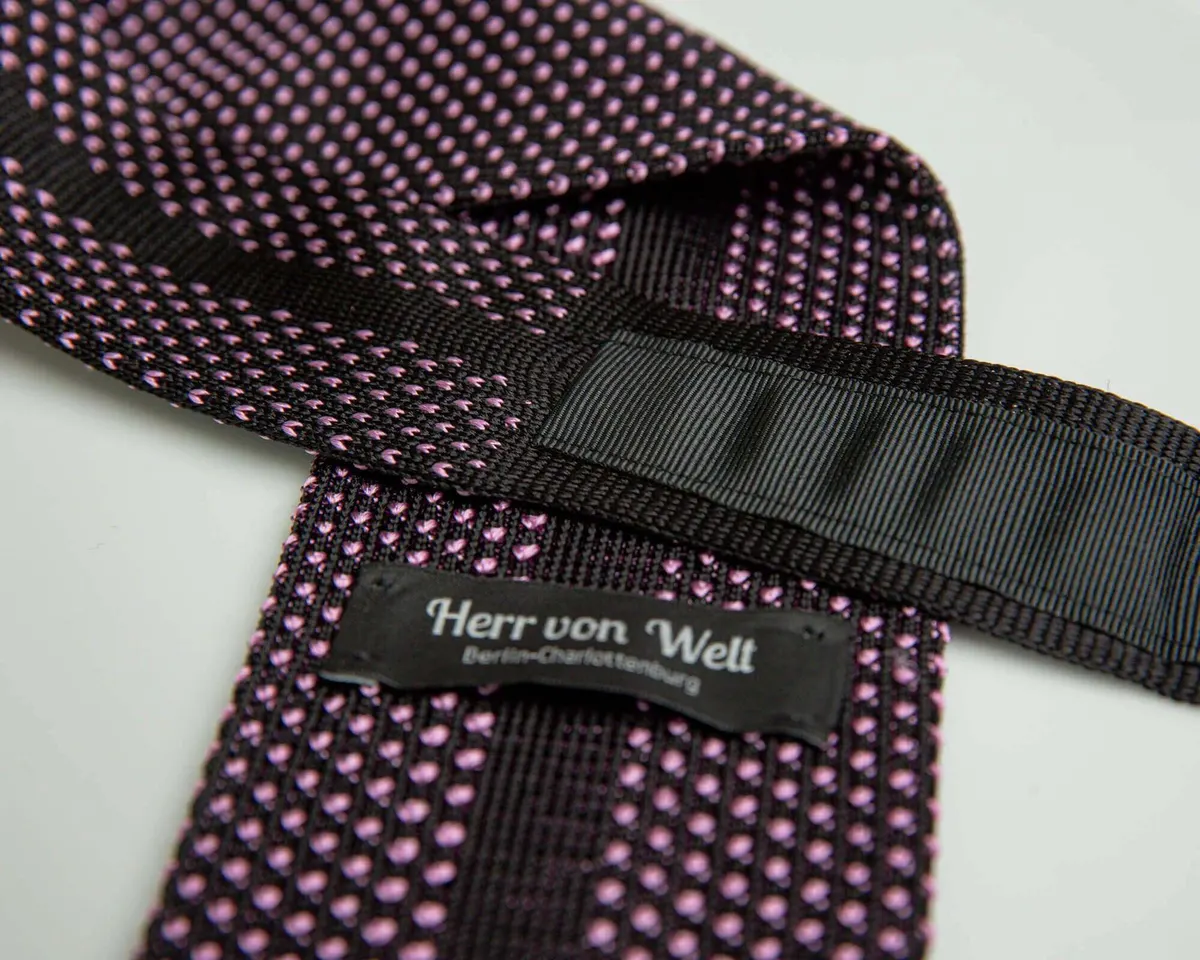 Knitted tie Puntino Nero / Glicine - view 2