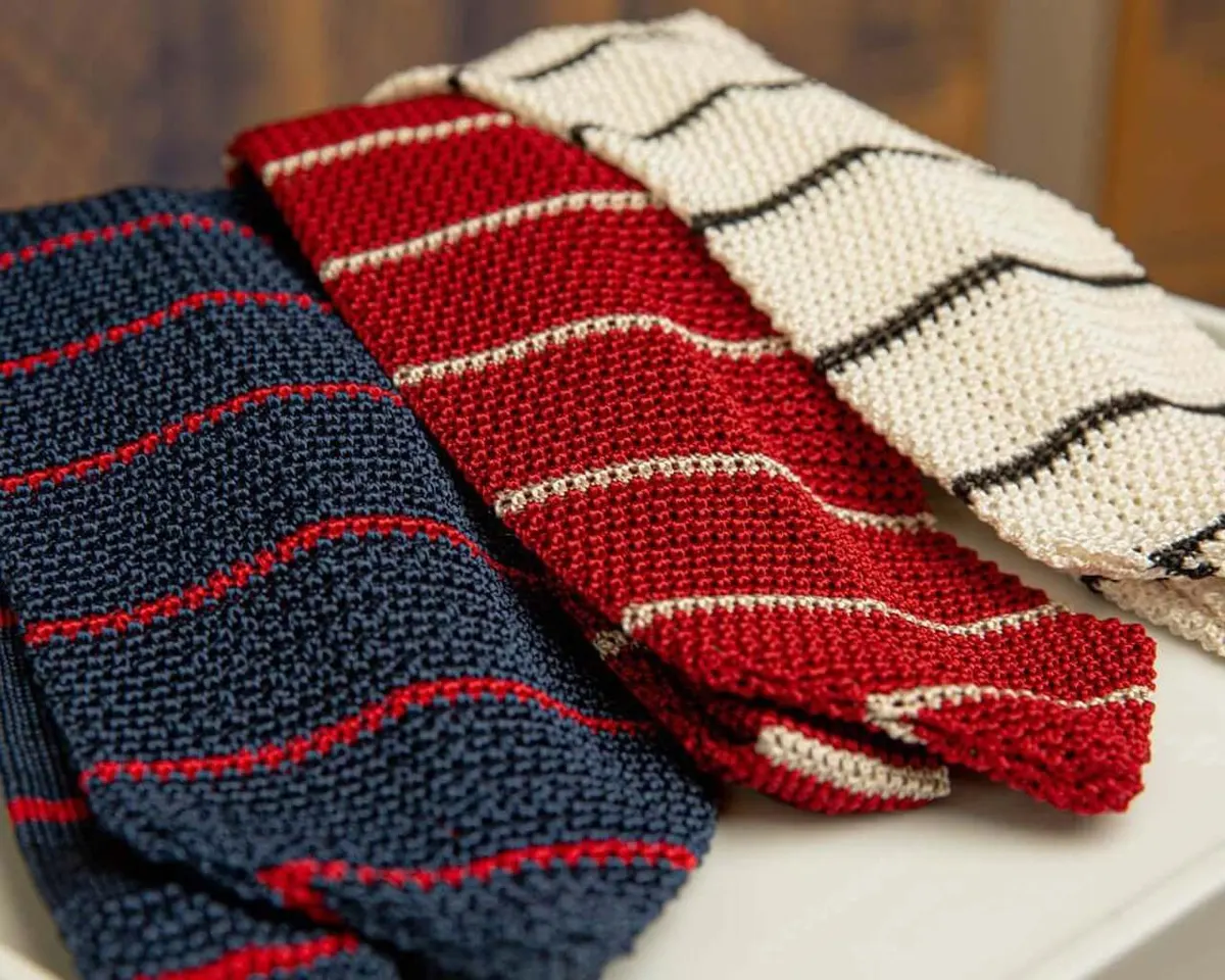 Knitted tie regiment Bianco / Nero - view 4