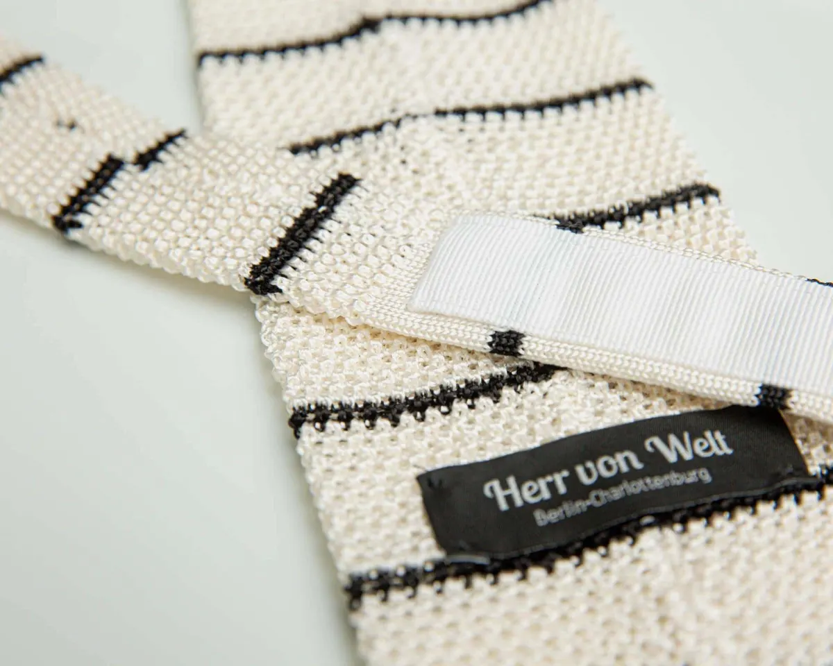 Knitted tie regiment Bianco / Nero - view 3