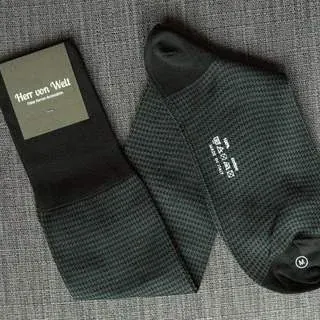 Knee socks Houndstooth Blue - representative image, shown here: Knee socks Houndstooth Hunter