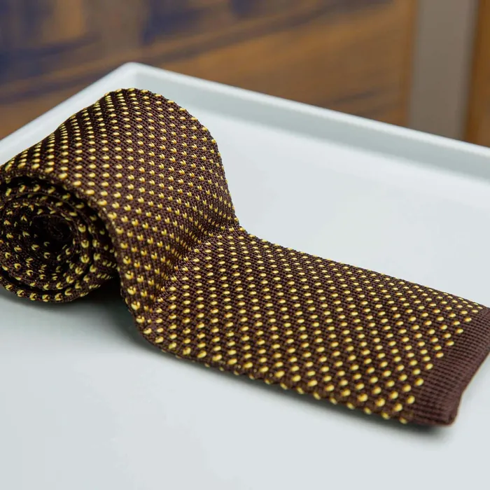 Knitted tie Regiment Erbasecca / Pavone - representative image, shown here: Knitted tie Puntino Lontra / Erbasecca