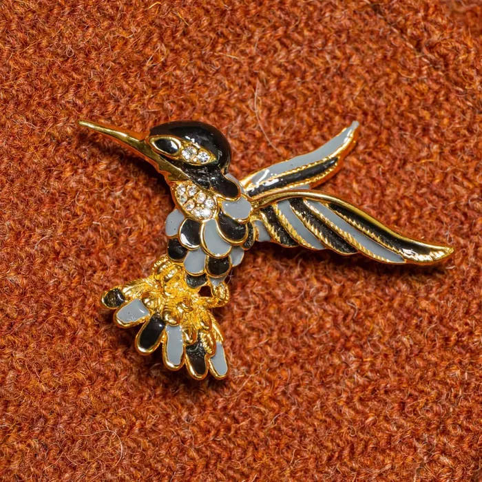 Brooch Humming-Bird f - representative image, shown here: Brooch Humming-Bird e